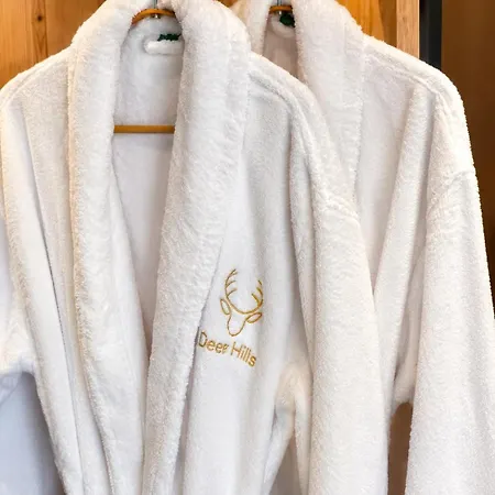 Golden Doe - Z Prywatnym - By Deer Hills Luxury Дом отдыха *